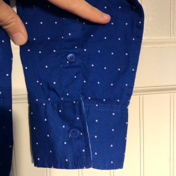 Blouse never worn - Picture 3 of 4